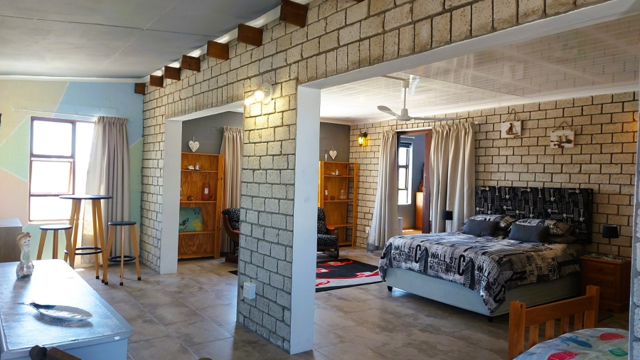 5 Bedroom Property for Sale in Britannia Bay Western Cape